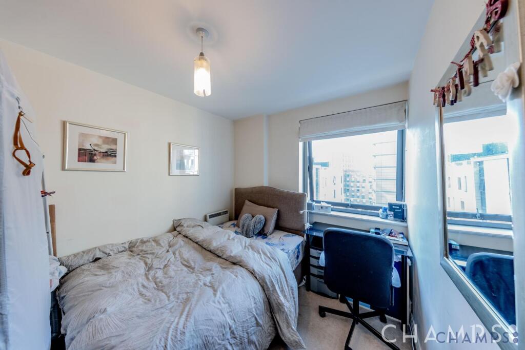 Apartment in London - View 5