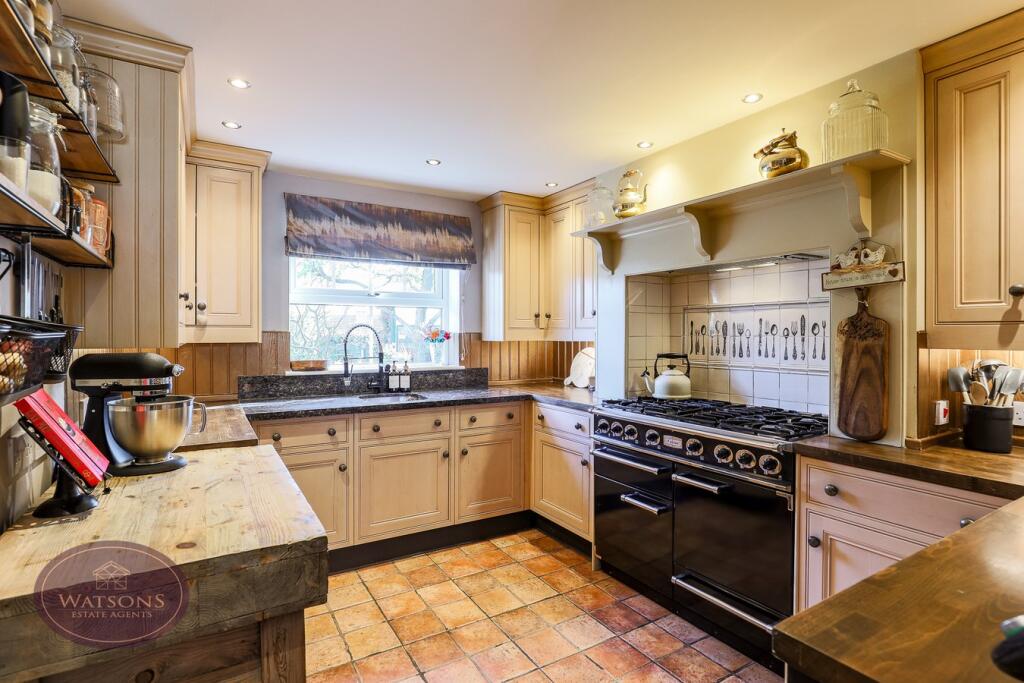House in Broxtowe, Eastwood - View 3