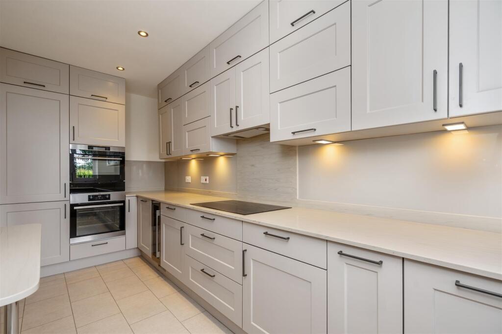 Avenue Road, Dorridge, Solihull - View 5