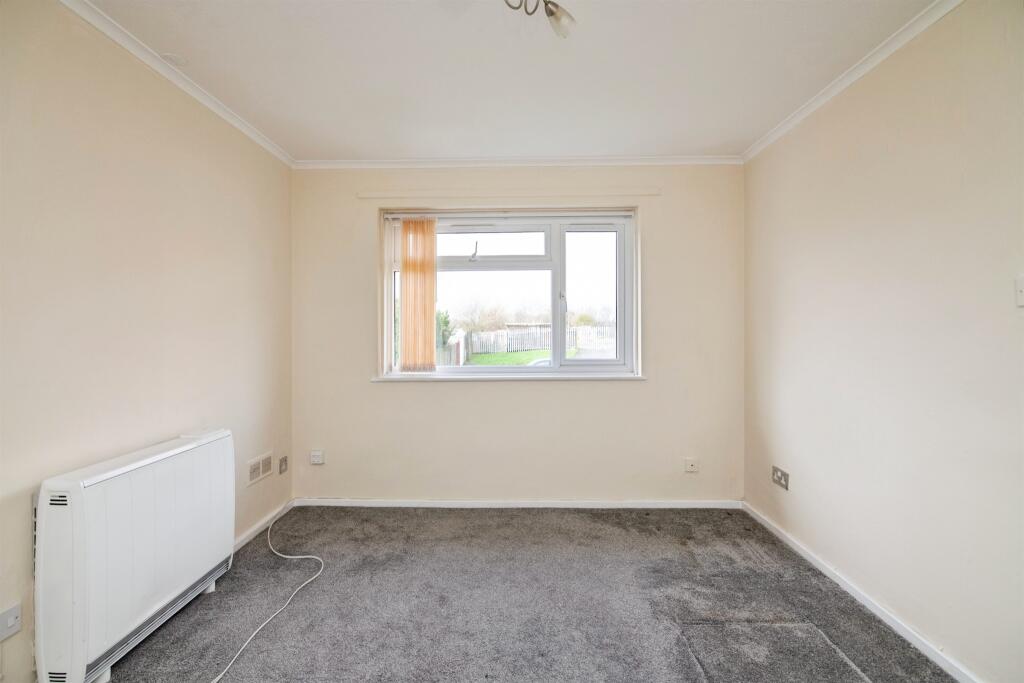 Additional image 3 of Warwick Close, Oldbury