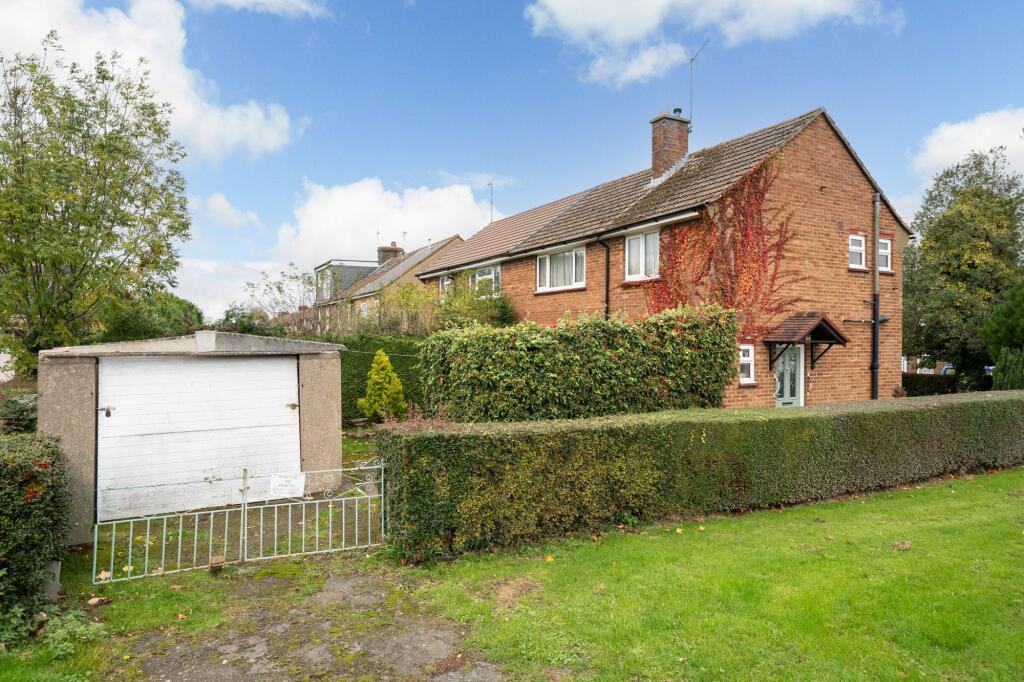 Front Street, Slip End, LU1 photo 3