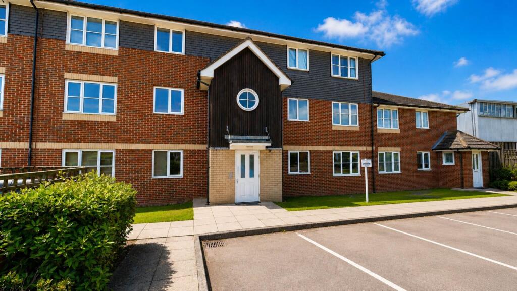 Wenham Place, Hatfield, Hatfield
