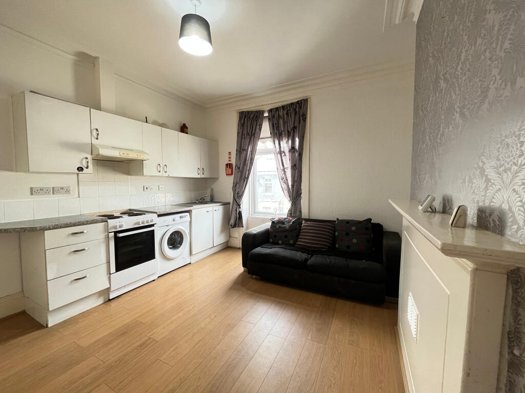 Apartment in Sunderland - View 3