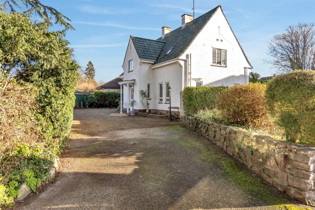 Main image of property: Exeter Road, Honiton
