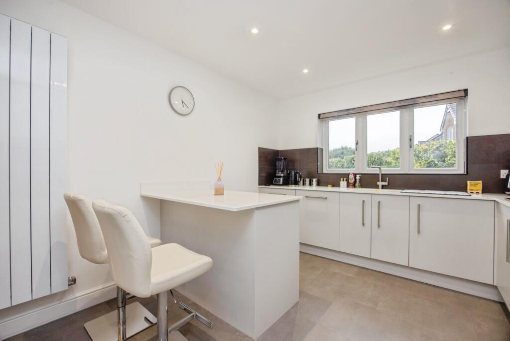 House in St Austell, Boscoppa - View 5