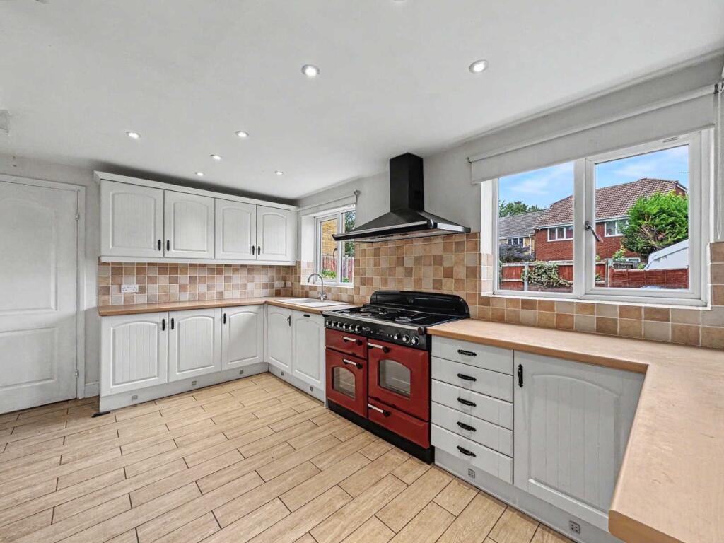 House in Peterborough - View 5