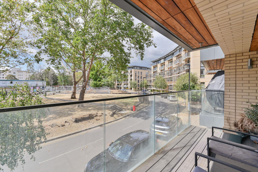Apartment in London - View 4