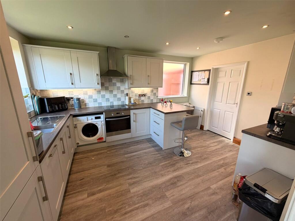 House in Bolton, Middlebrook, Horwich - View 4