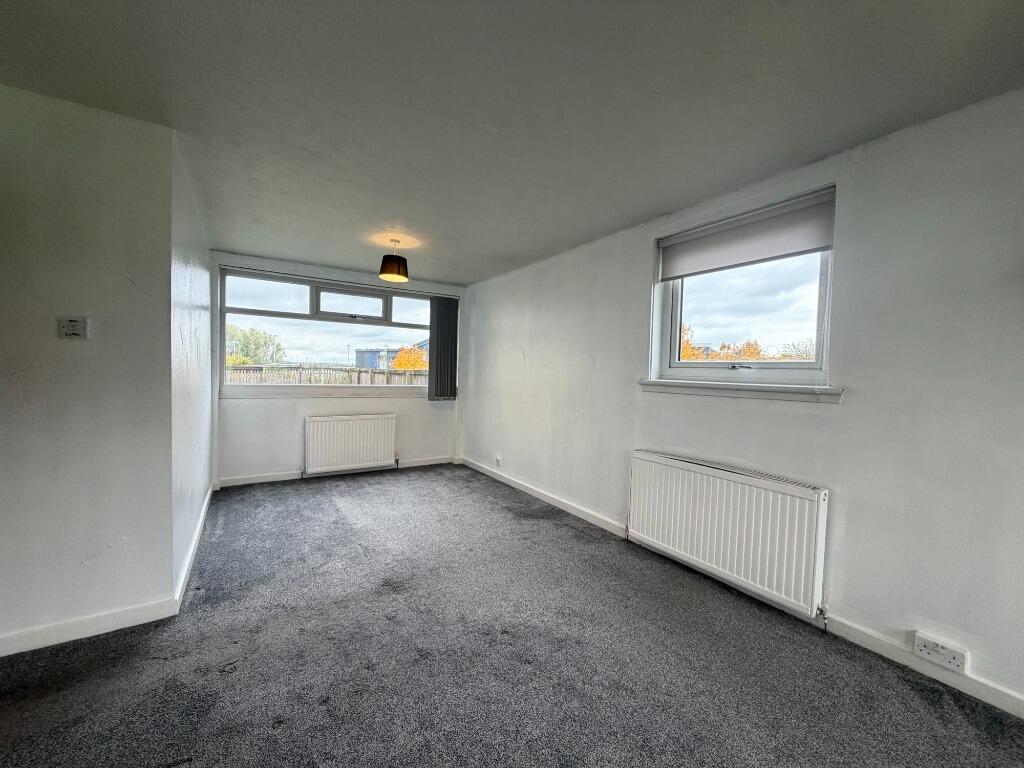 Apartment in Glasgow, South Lanarkshire - View 3