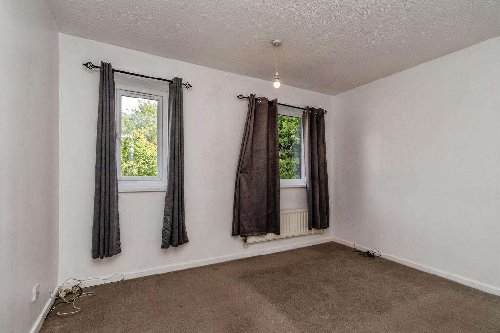 House in Sandwell, West Midlands - More