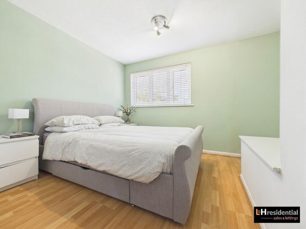 Studio Way, Borehamwood, WD6 photo 4