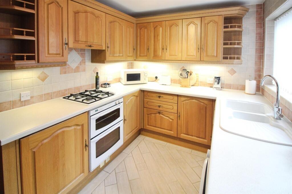Haigh Road, Rothwell, Leeds photo 2