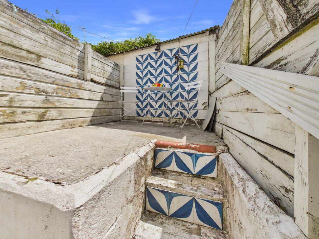 House in Penryn, Cornwall - View 5