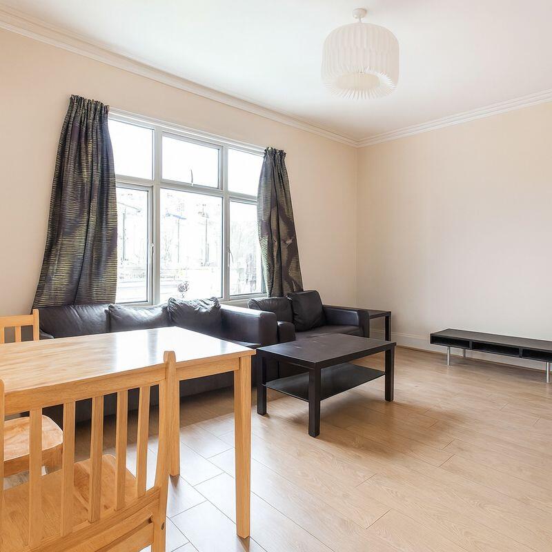 Main image of property: Three bedroom flat - Bounds Green N22 8YW