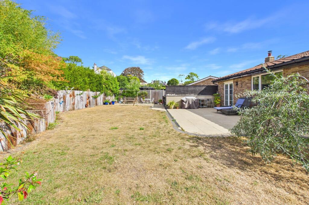 West Way, Broadstone, Dorset, BH18 photo 5