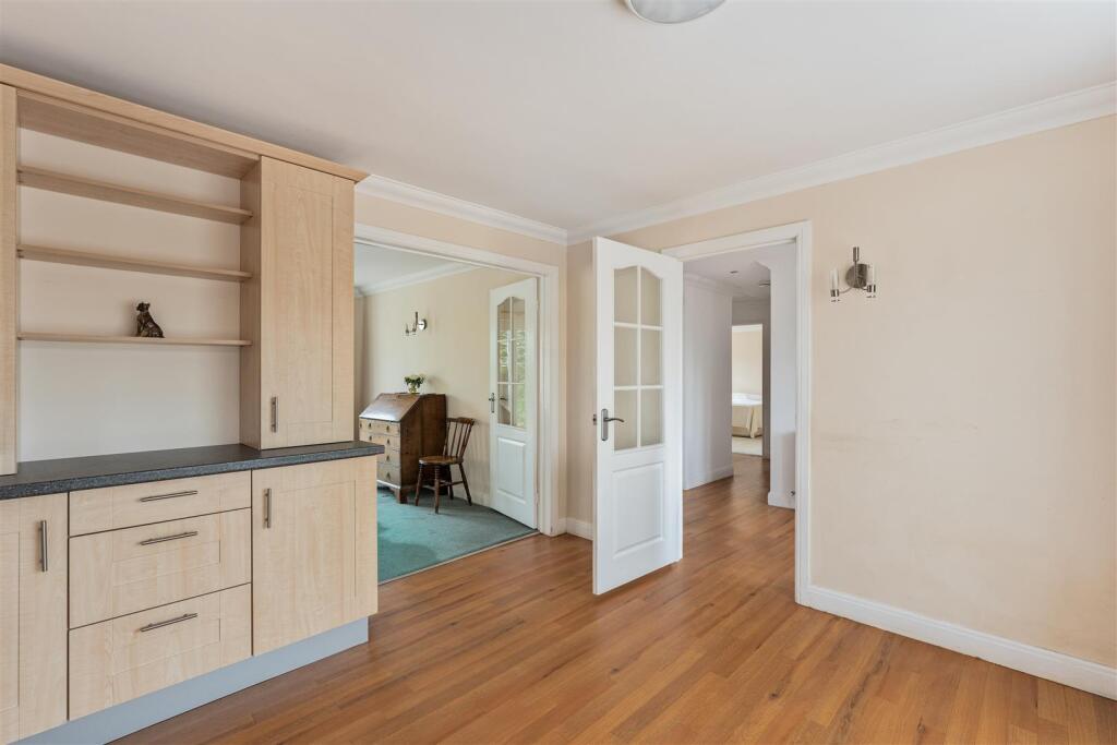 House in Middleton Cheney, West Northamptonshire - View 5
