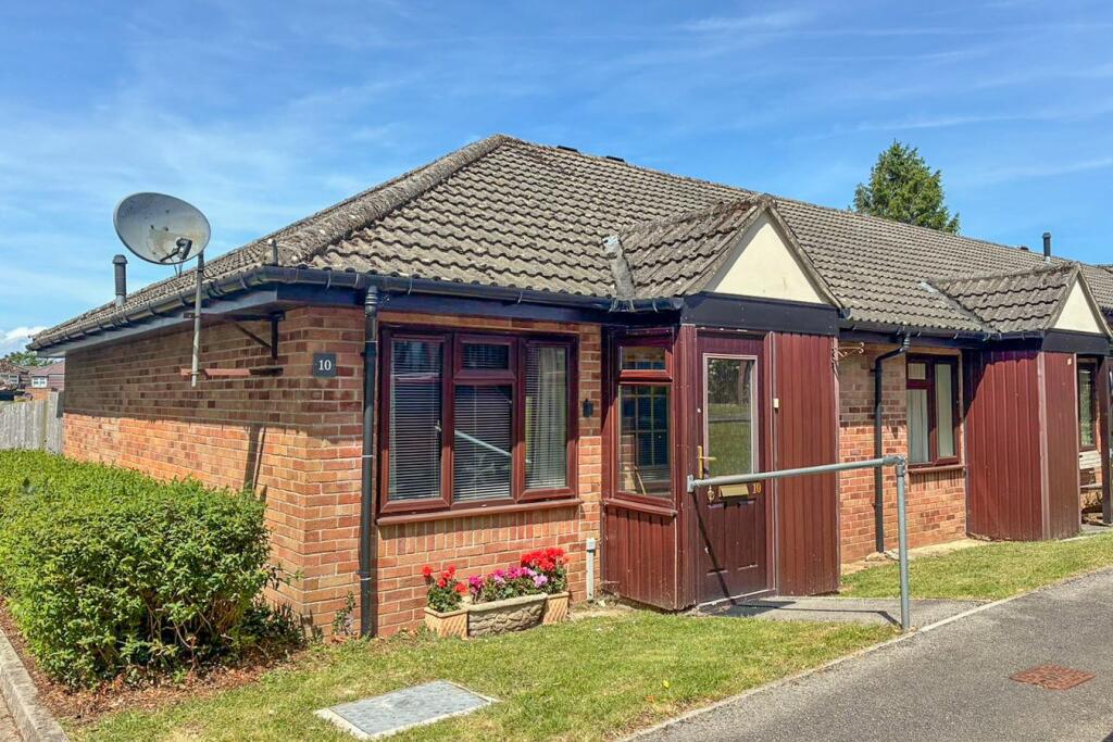 Davis Court, Eastland Road, Thornbury, BS35, Thornbury