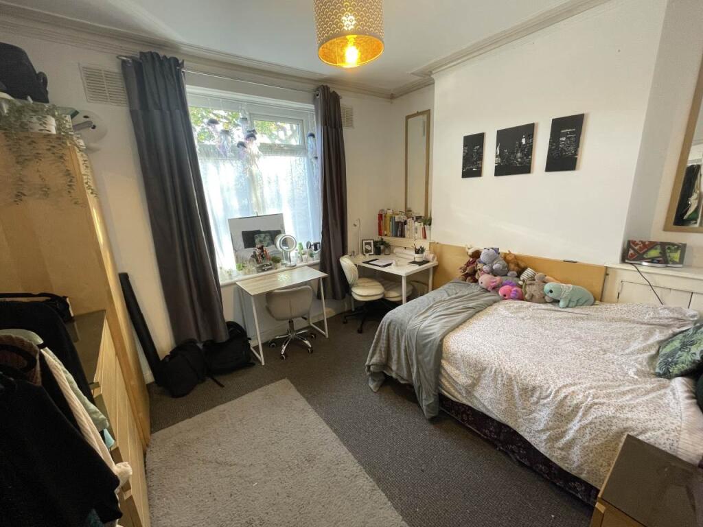 House in Cardiff, Cathays - View 4