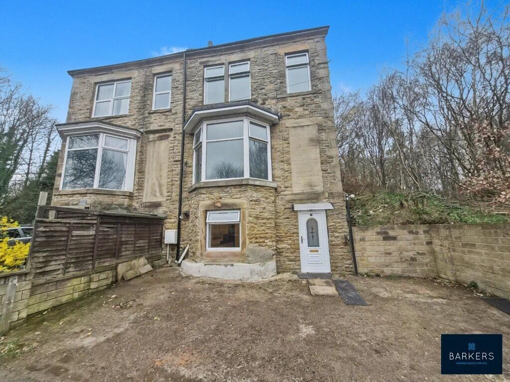Main image of property: Warwick Mount, Batley