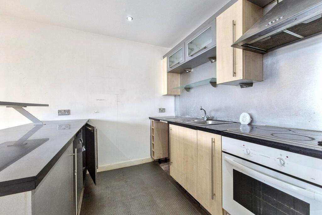 Apartment in Liverpool - View 5