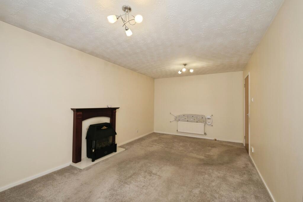 House in Nottingham - View 5