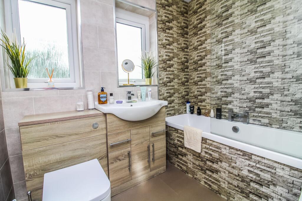 House in Sunderland, Mount Pleasant - View 3