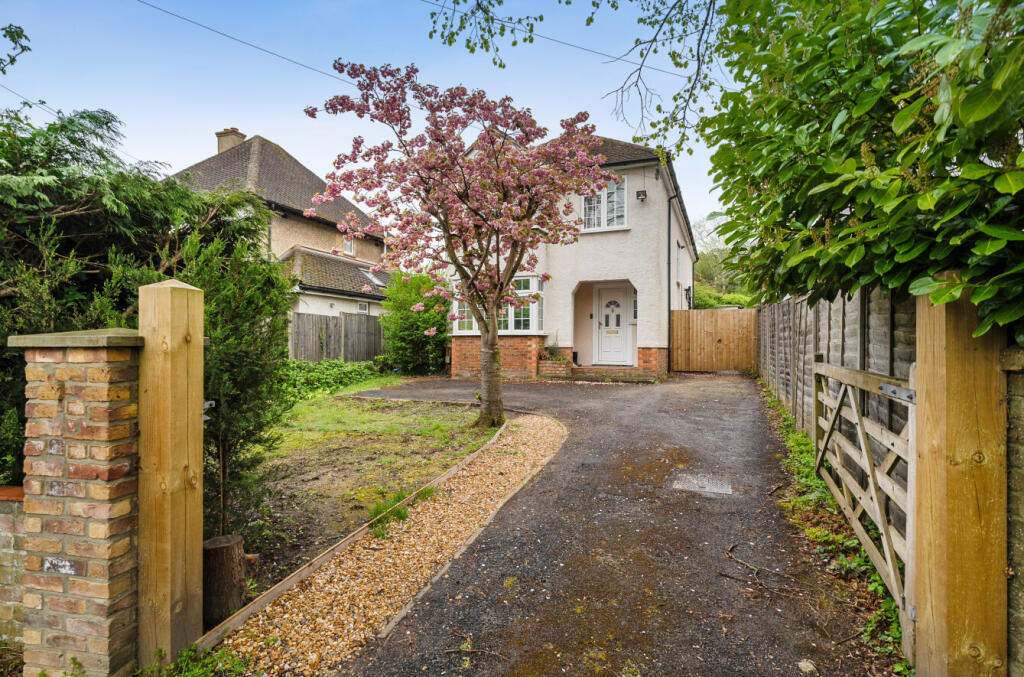 Main image of property: Farnborough Road, Farnham, Surrey, GU9