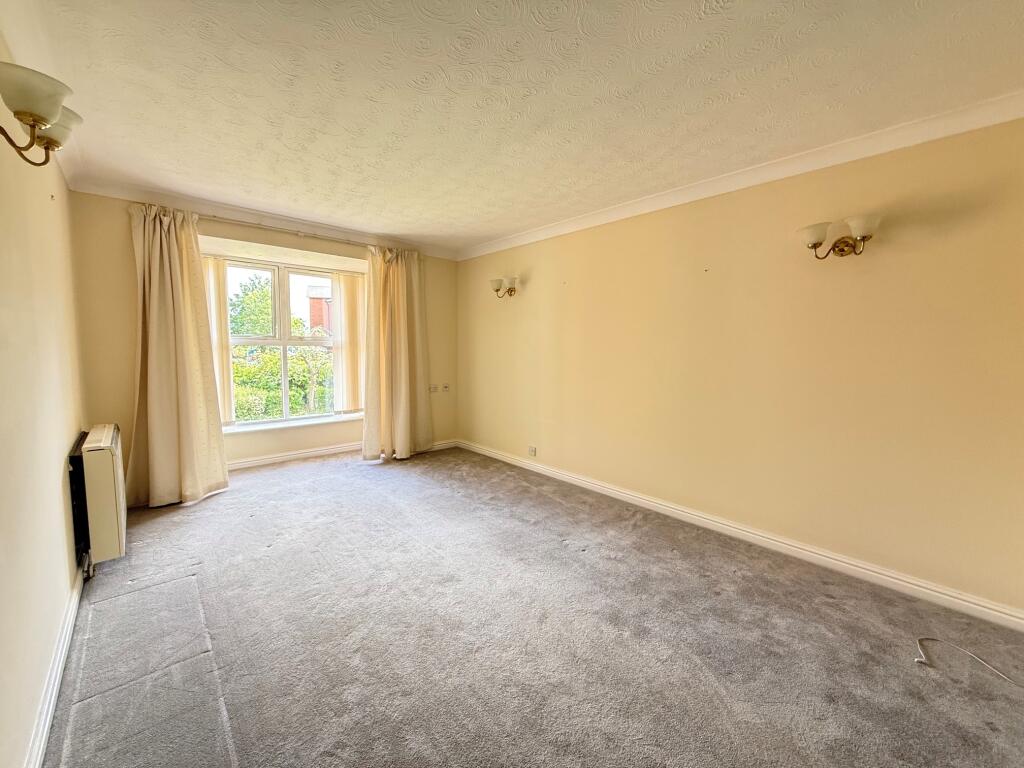 Main image of property: OVER 55s, Chamberlaine Court, Banbury