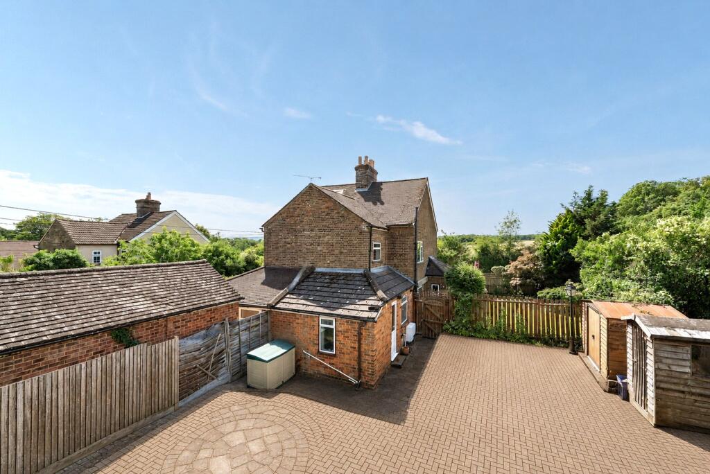 House in Guildford, Normandy - View 2