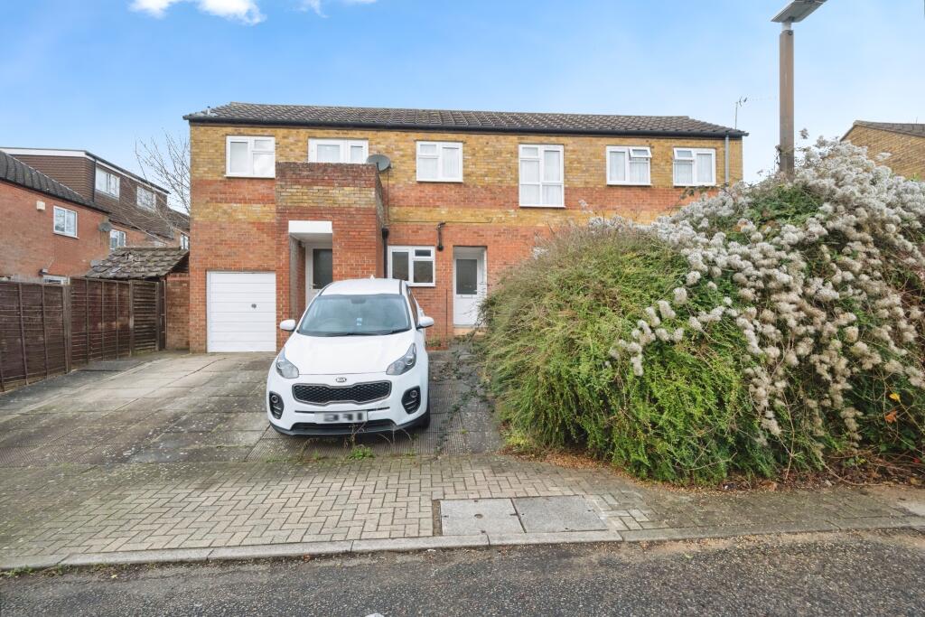 Main image of property: Wisley Avenue, Milton Keynes, MK13