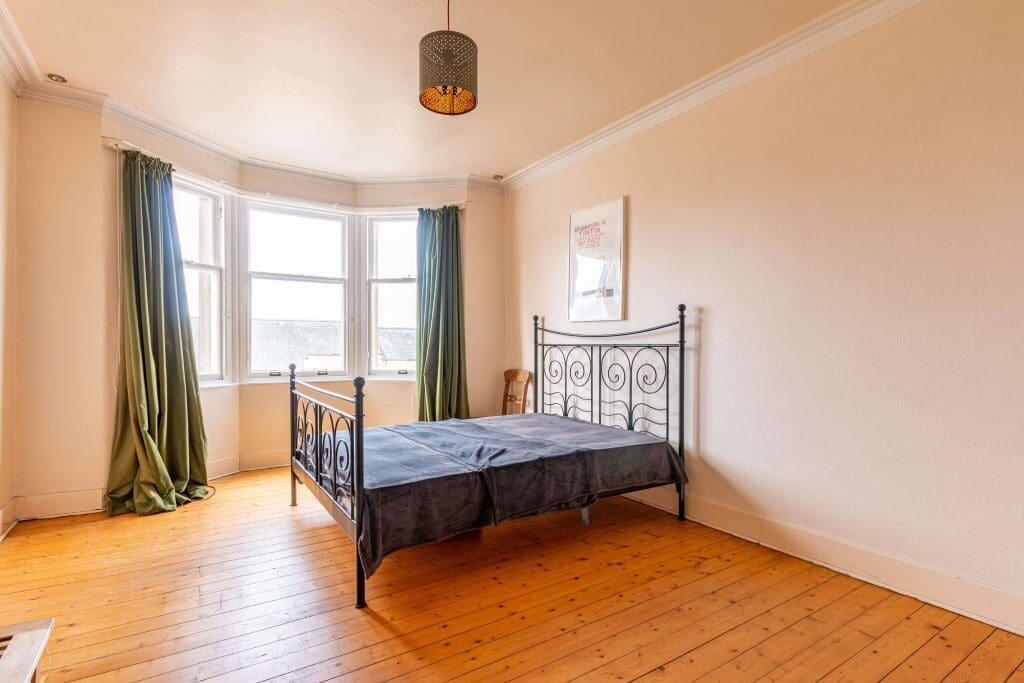 Apartment in Edinburgh - More
