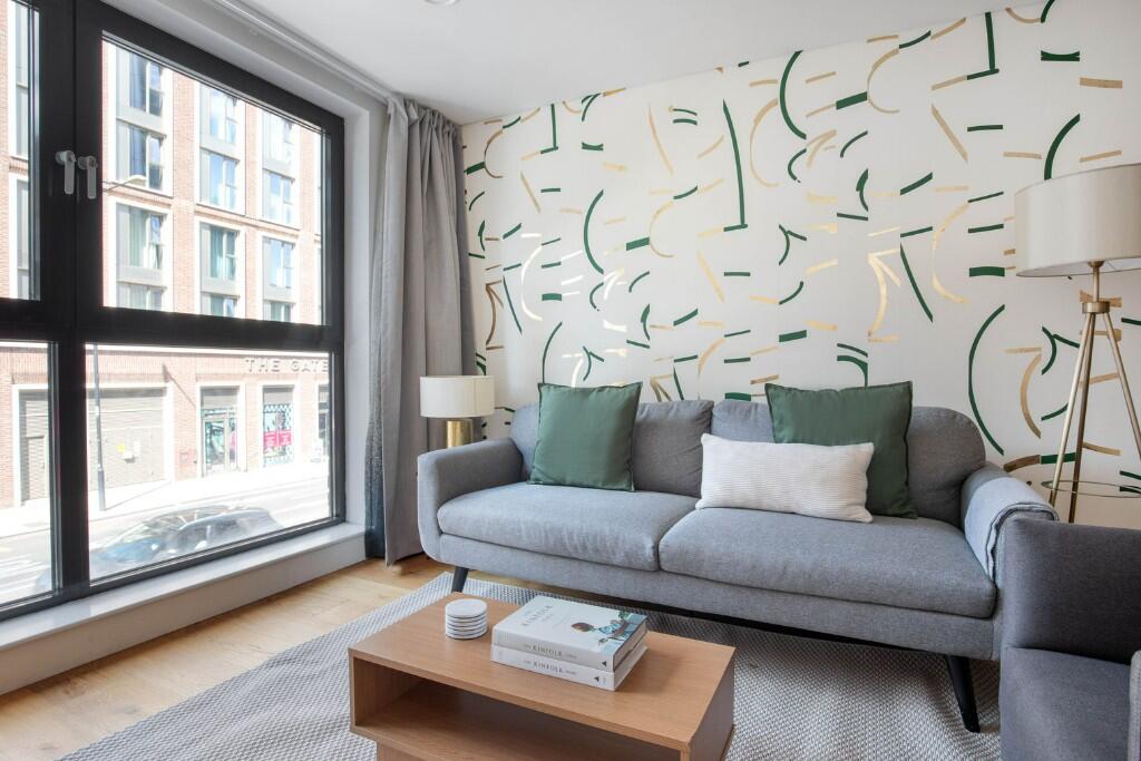 Main image of property: Commercial Road, London, E1