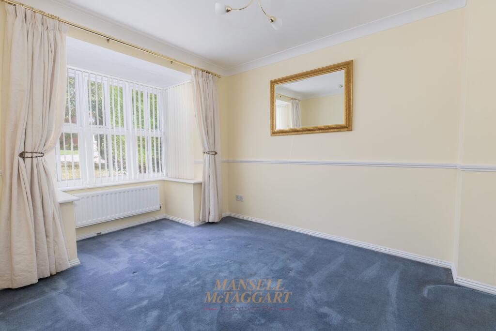 House in Redhill - View 5