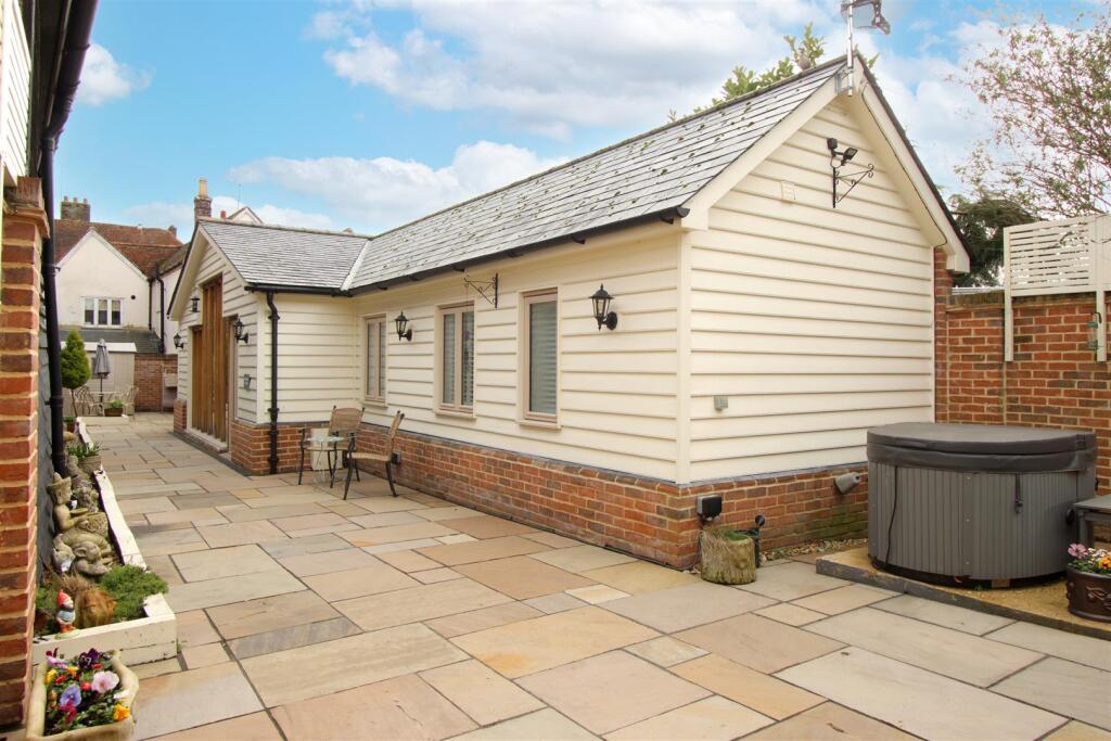 Main image of property: Baldock Road, Buntingford