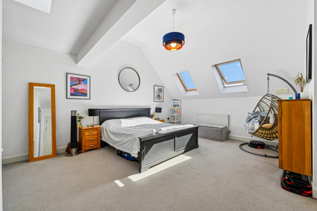 Apartment in London - View 4