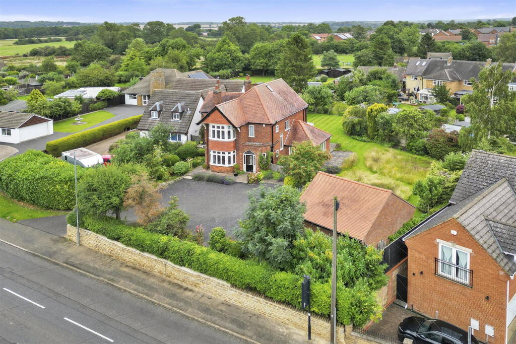 Main image of property: Desborough Road, Rothwell, Kettering