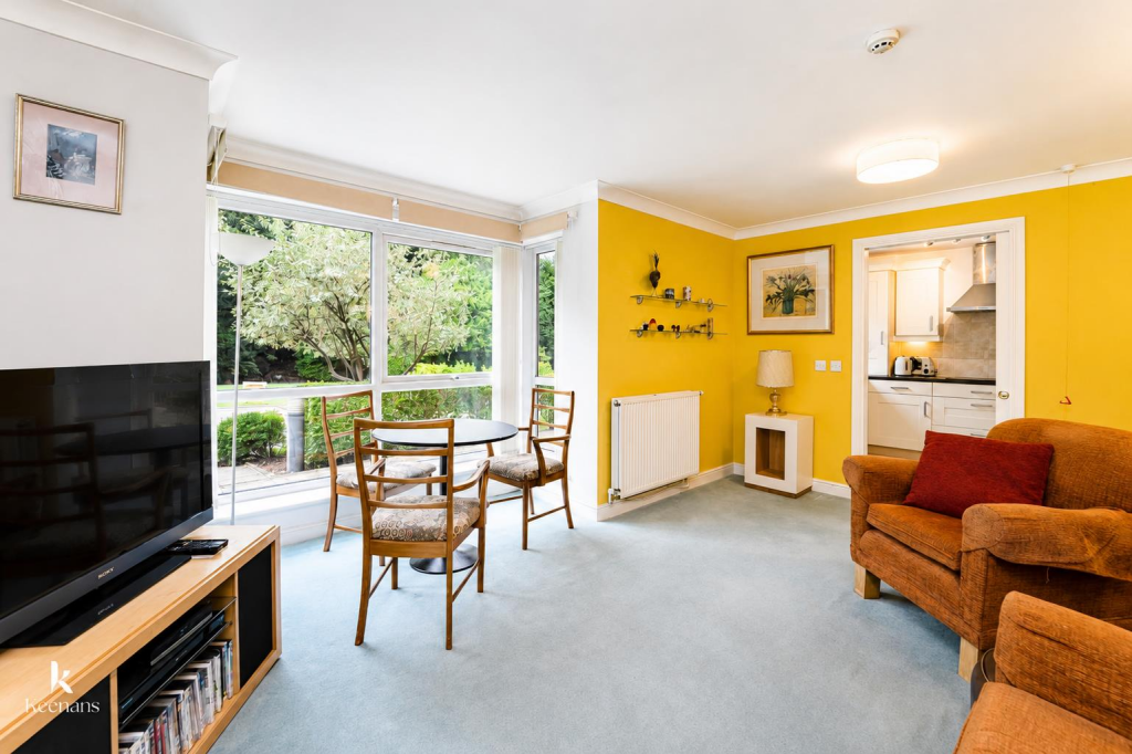 Apartment in Blackburn - View 5