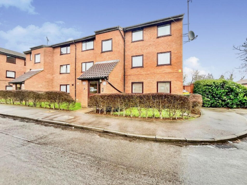 Main image of property: Valley Green, Hemel Hempstead, HP2