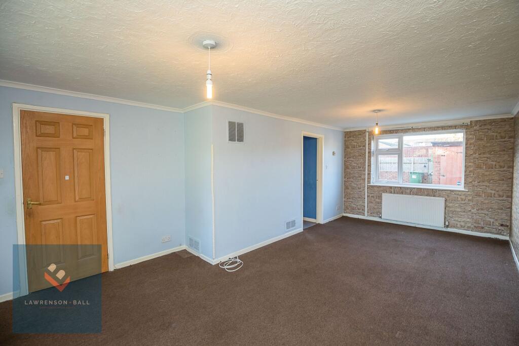 Ashton Drive, Frodsham, WA6 photo 4