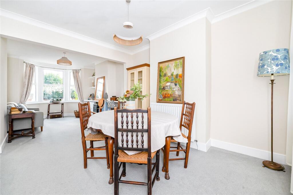 House in Twickenham - View 4