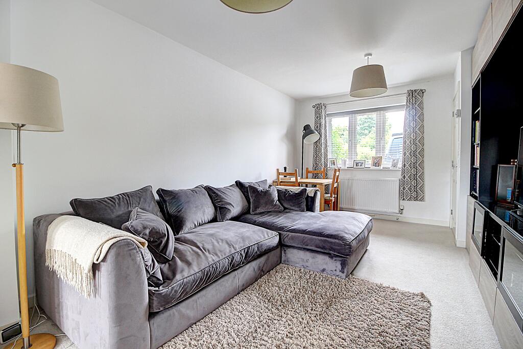House in Reading - More