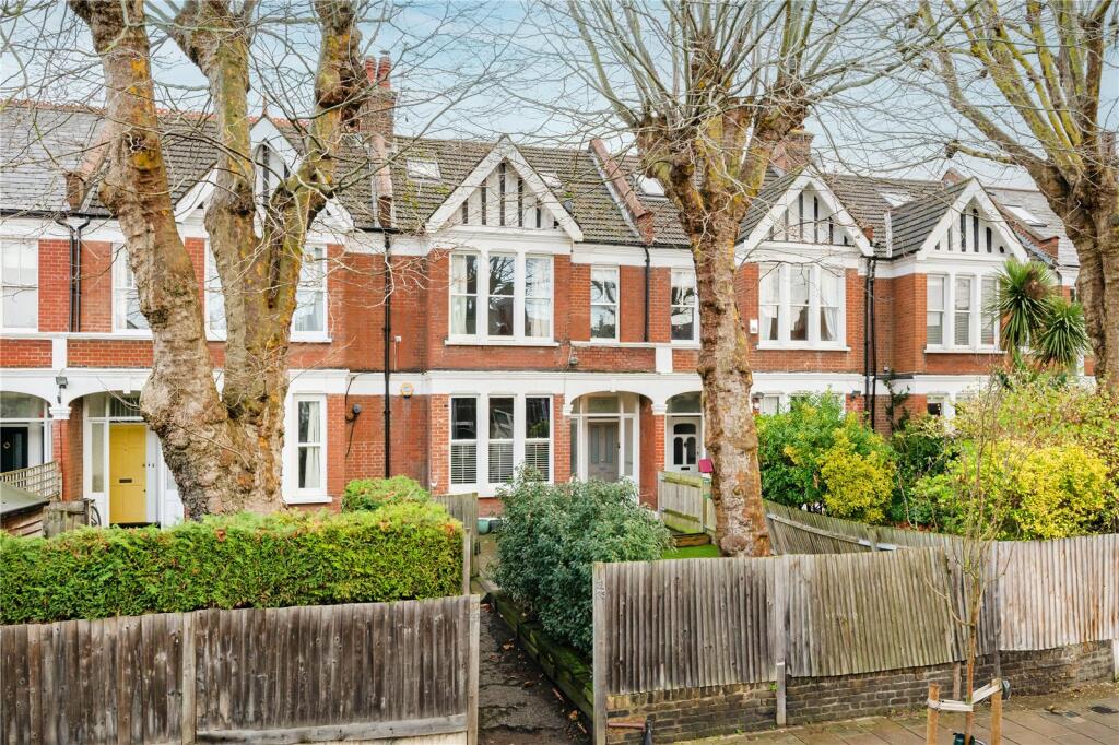 Main image of property: Park Hill, SW4