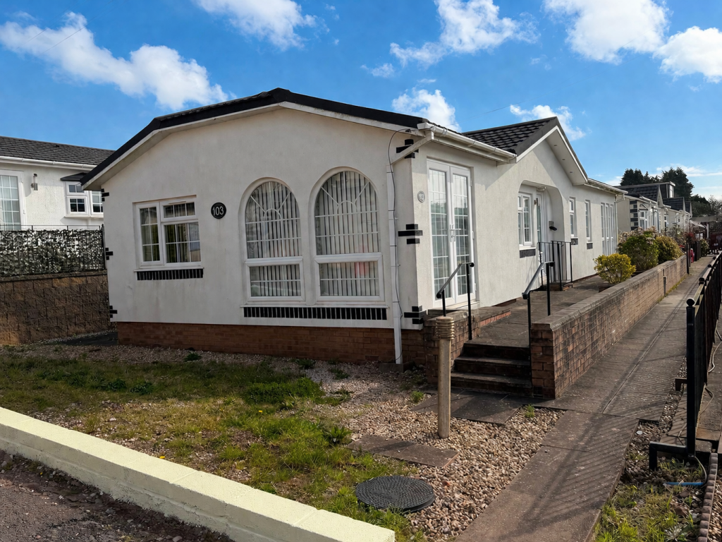 Main image of property: 103 Falcon Park Totnes Road, Paignton, TQ4 7PZ