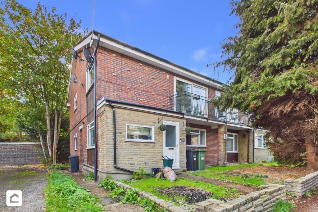 Main image of property: Holmesdale Road, Reigate, Surrey, RH2