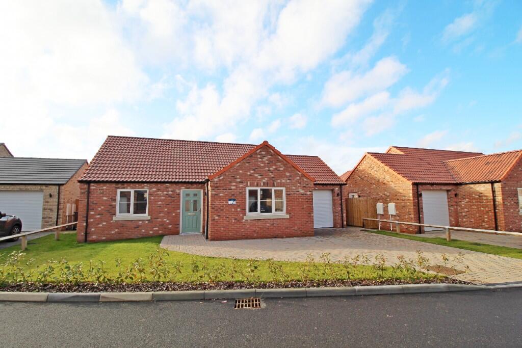 3-bed detached on Plot 40, Keston Fields, Pinchbeck, Spalding, Lincolnshire, PE11, £375,000
