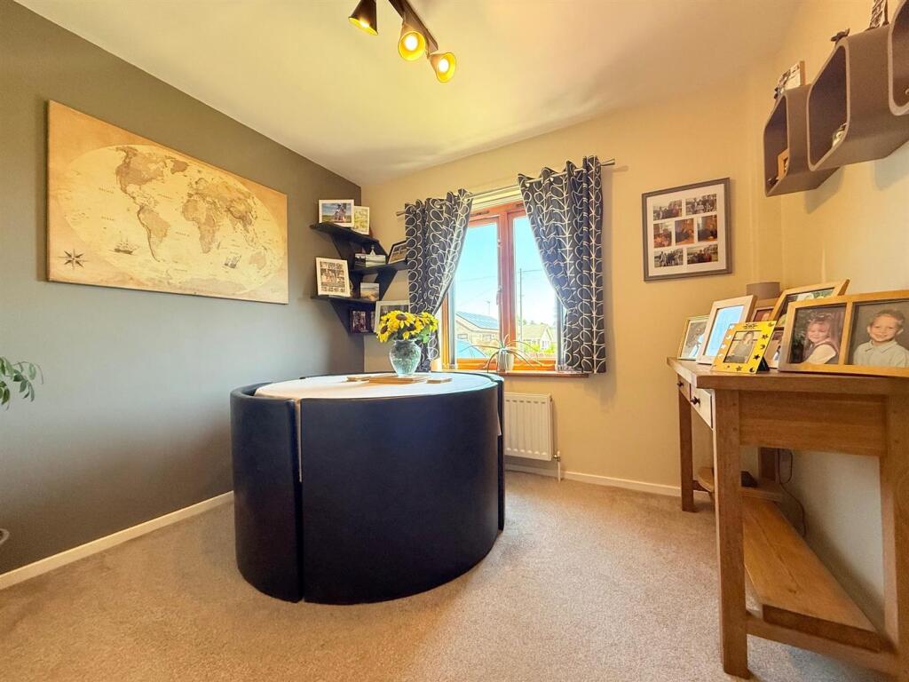 St. Nicholas Drive, Caister-On-Sea photo 4