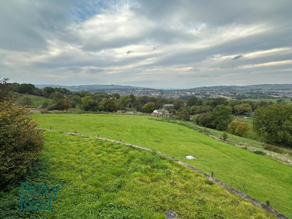 Additional image 23 of Birchenlee Lane, Colne