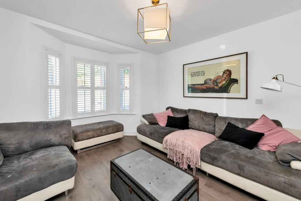 House in Stevenage - View 4