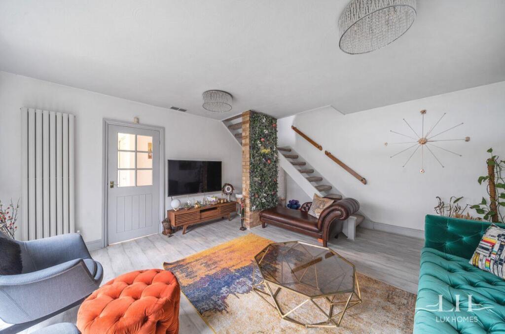 Main image of property: Elder Way, Rainham