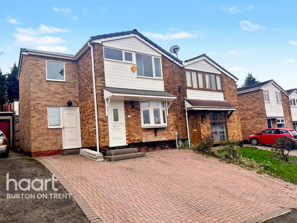 Main image of property: Clamp Drive, Swadlincote